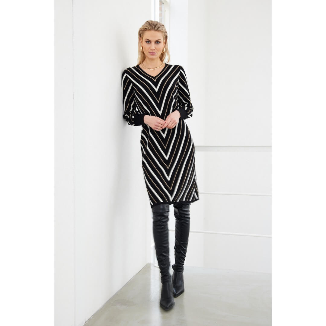 Micha neulemekko, musta - Moment.fi