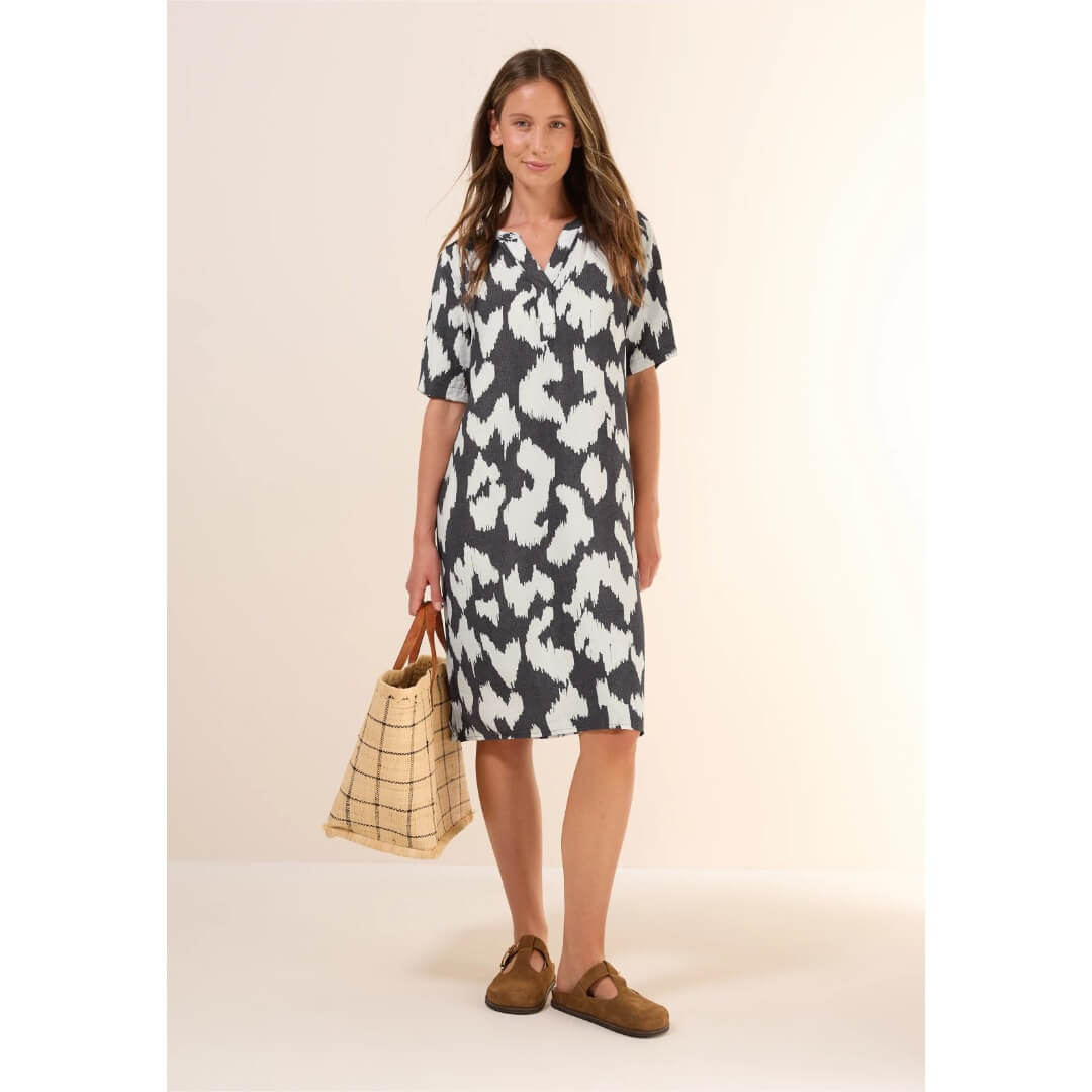 Cecil kuosimekko, harmaa - Moment.fi