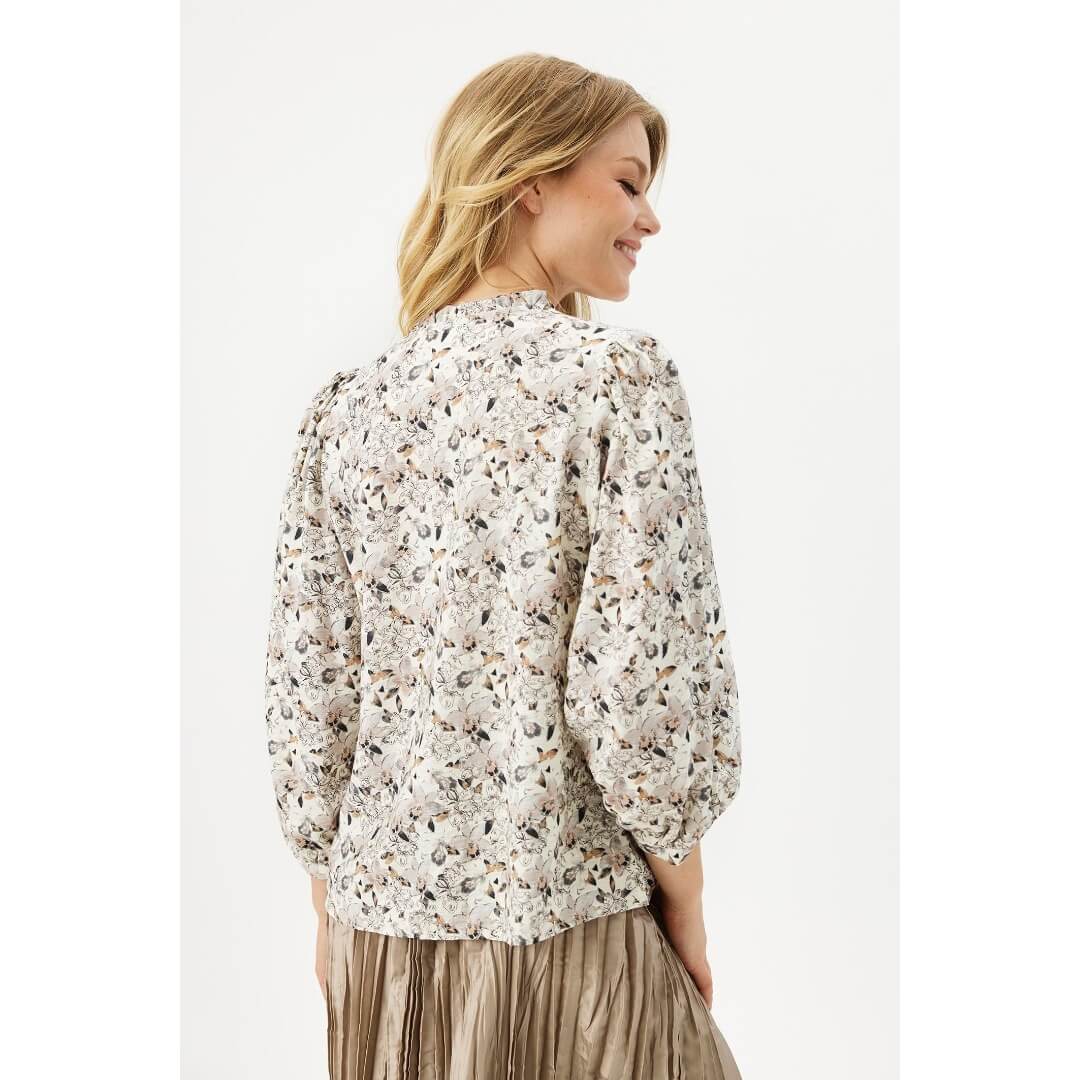 In Front kuosipaita, valkoinen - Moment.fi