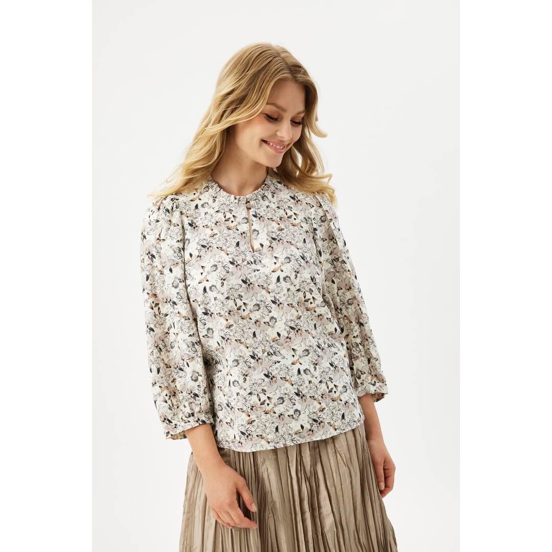 In Front kuosipaita, valkoinen - Moment.fi