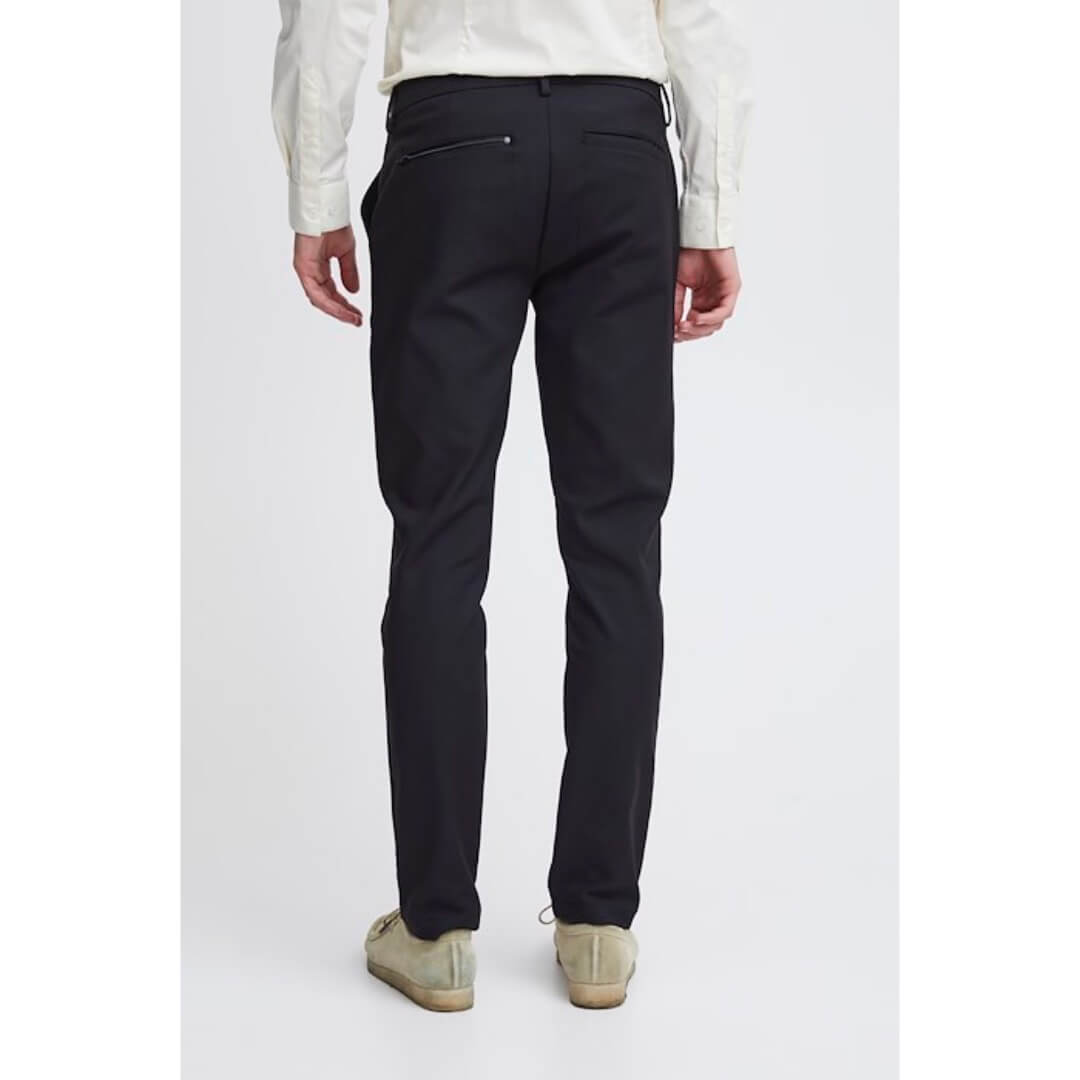 Casual Friday housu, musta - Moment.fi