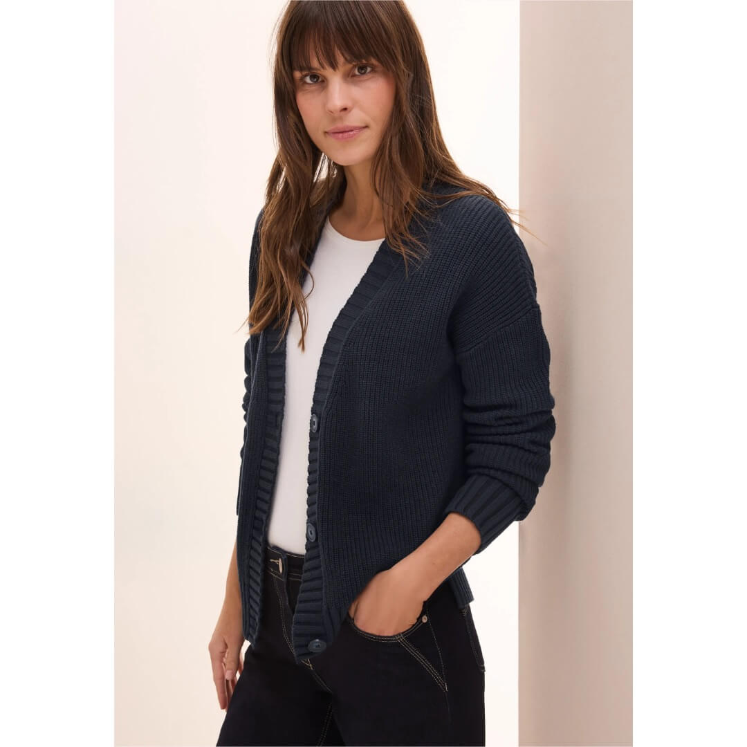 Cecil neuletakki, tummansininen - Moment.fi