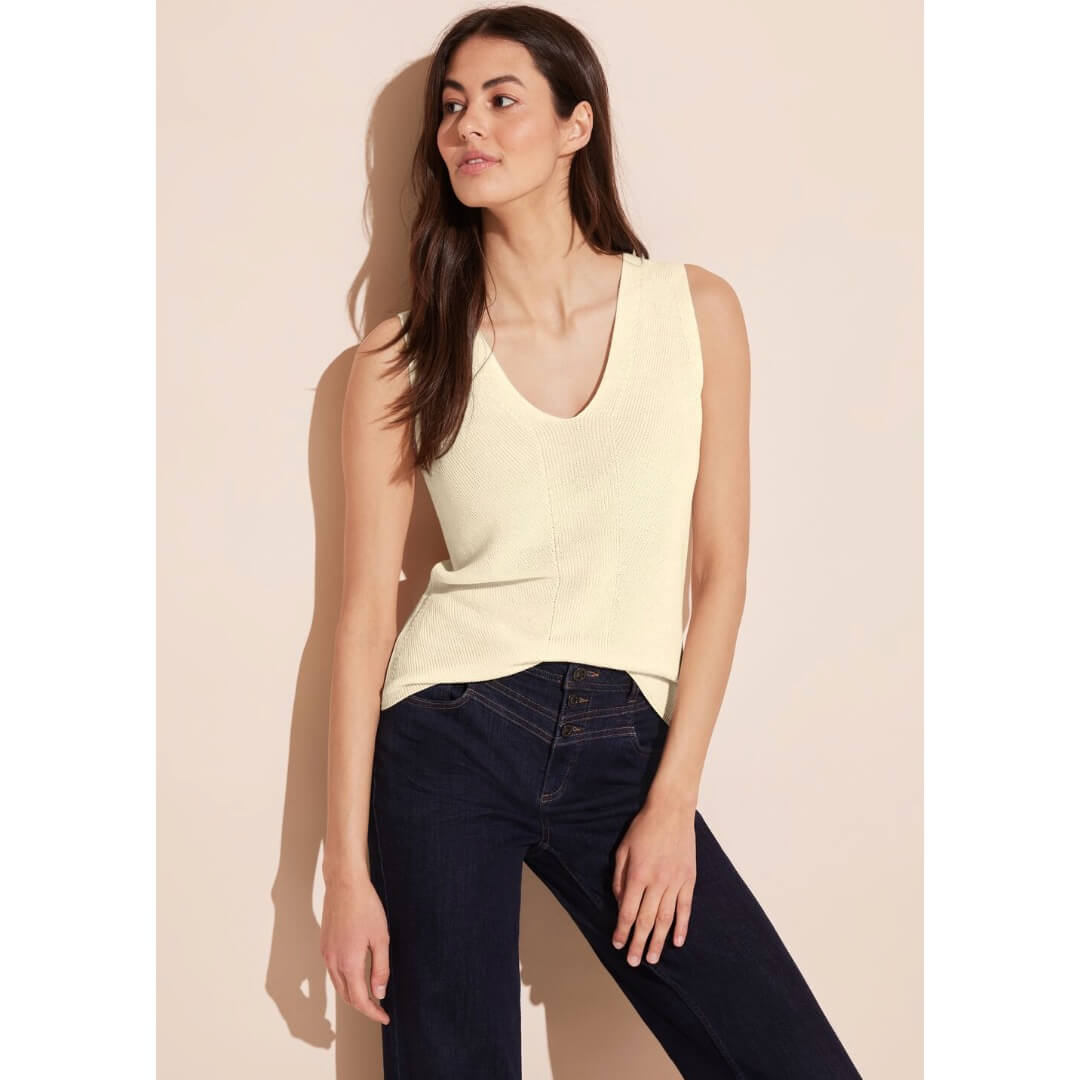 Street One neuleliivi, luonnonvalkoinen - Moment.fi