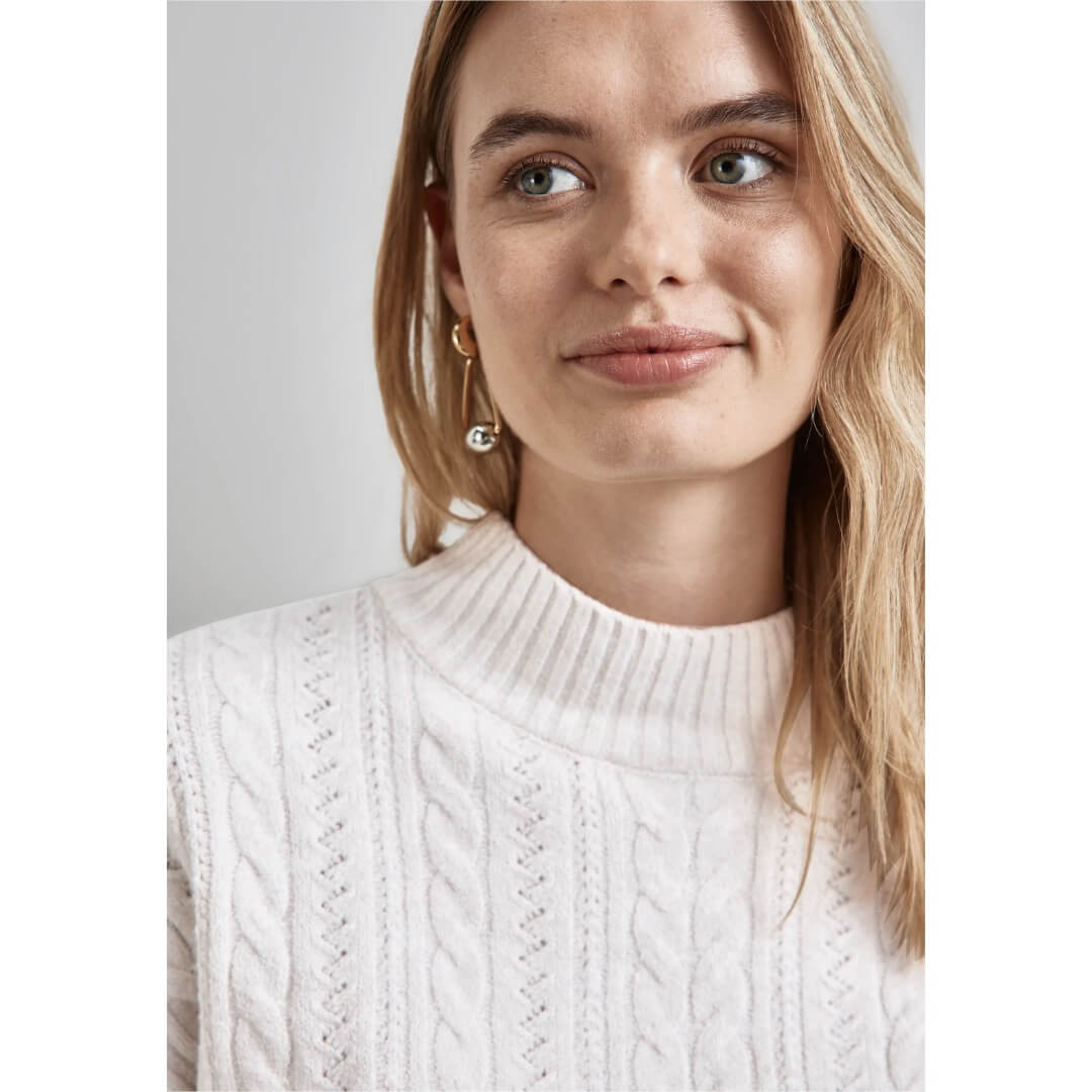 Street One kaapelineule, luonnonvalkoinen - Moment.fi