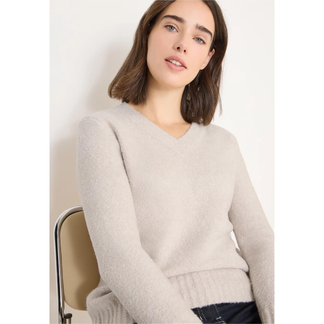 Cecil neule v-aukkoinen, luonnonvalkoinen