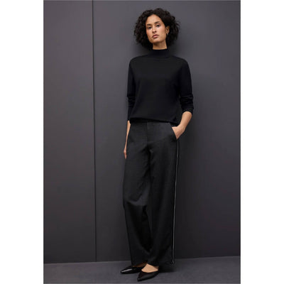 Street One pooloneule turtle, musta