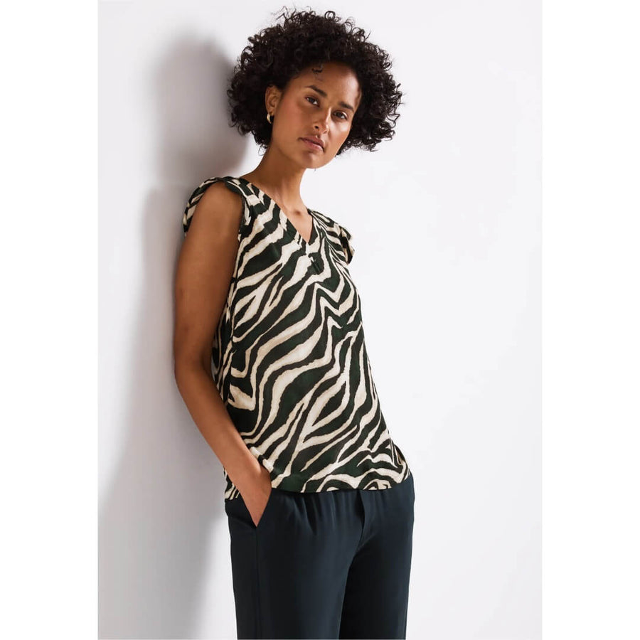 Street One kuositoppi, tummanvihreä - Moment.fi