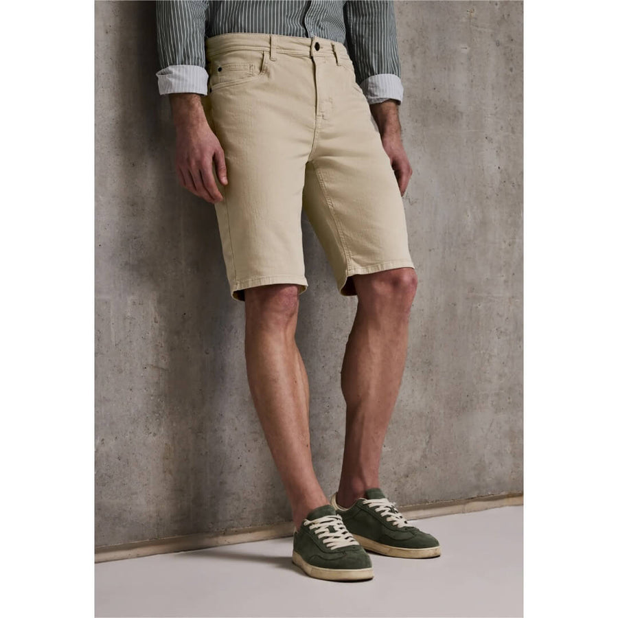 Street One shortsi 5-tasku, beige - Moment.fi