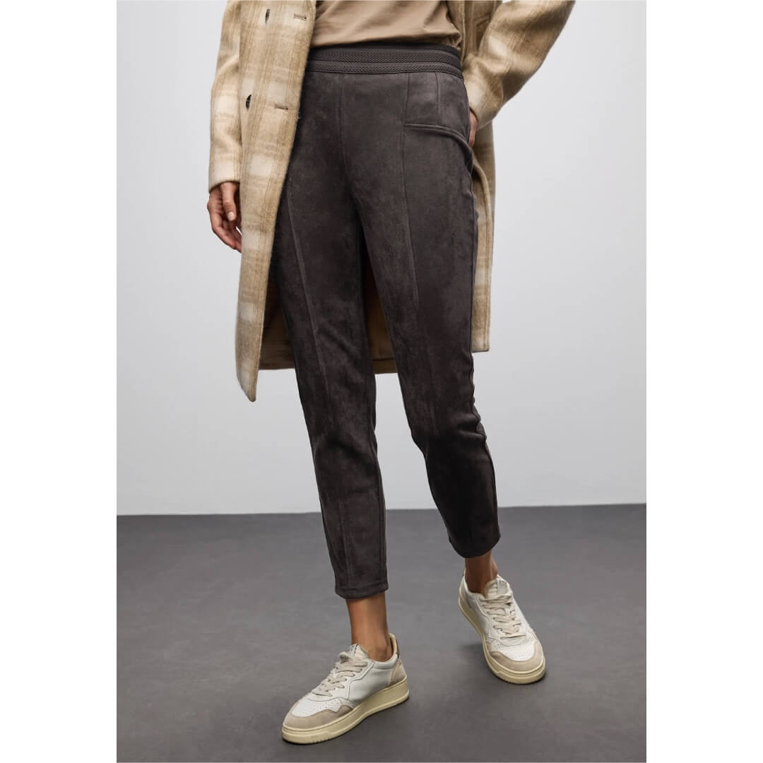 Street One sameetihousu, tummanruskea - Moment.fi