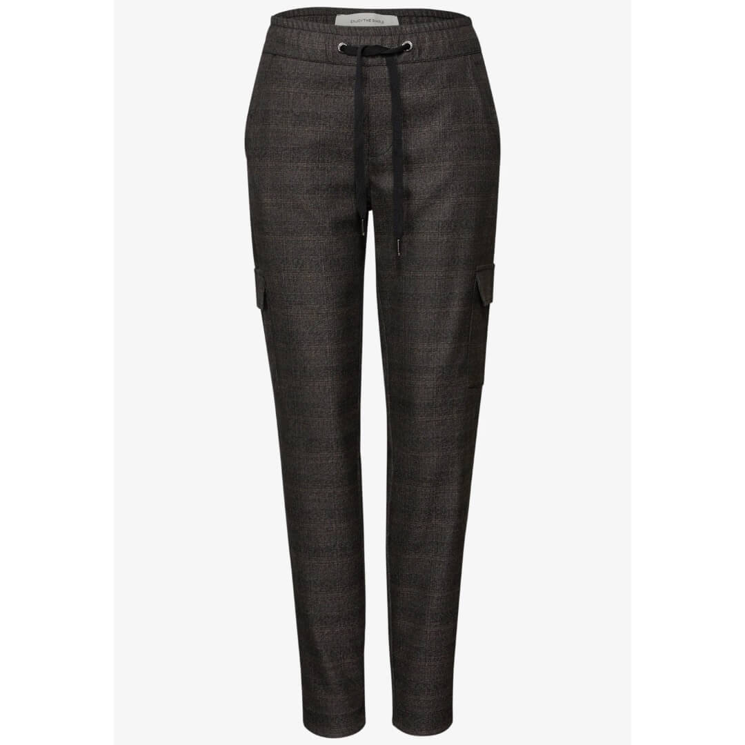 Street One ruutuhousu, tummanruskea - Moment.fi