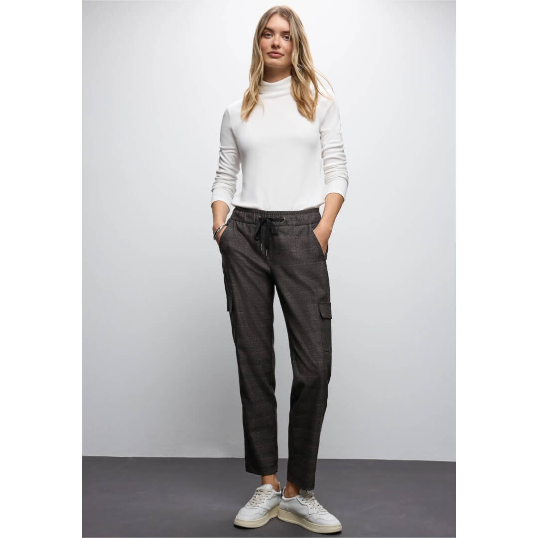 Street One ruutuhousu, tummanruskea - Moment.fi