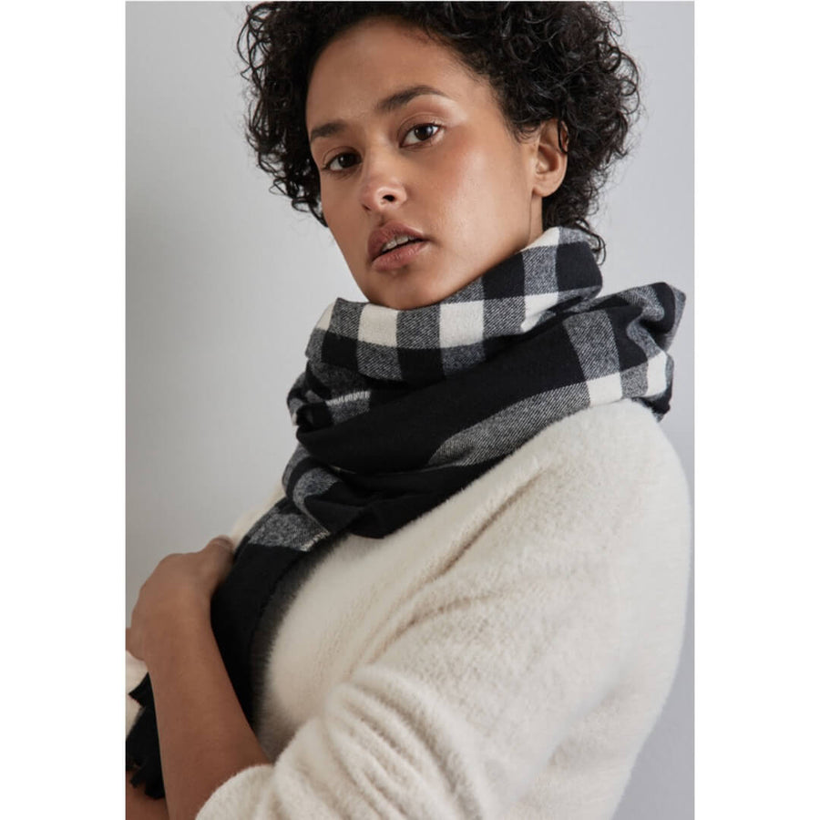 Street One ruutuhuivi, musta - Moment.fi