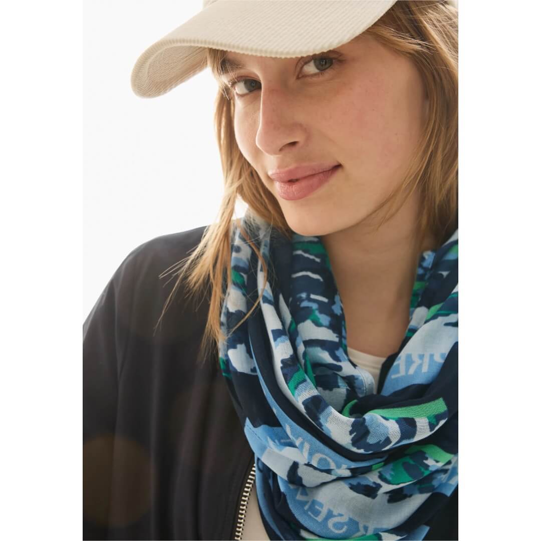 Cecil huivi kuosillinen, sininen - Moment.fi