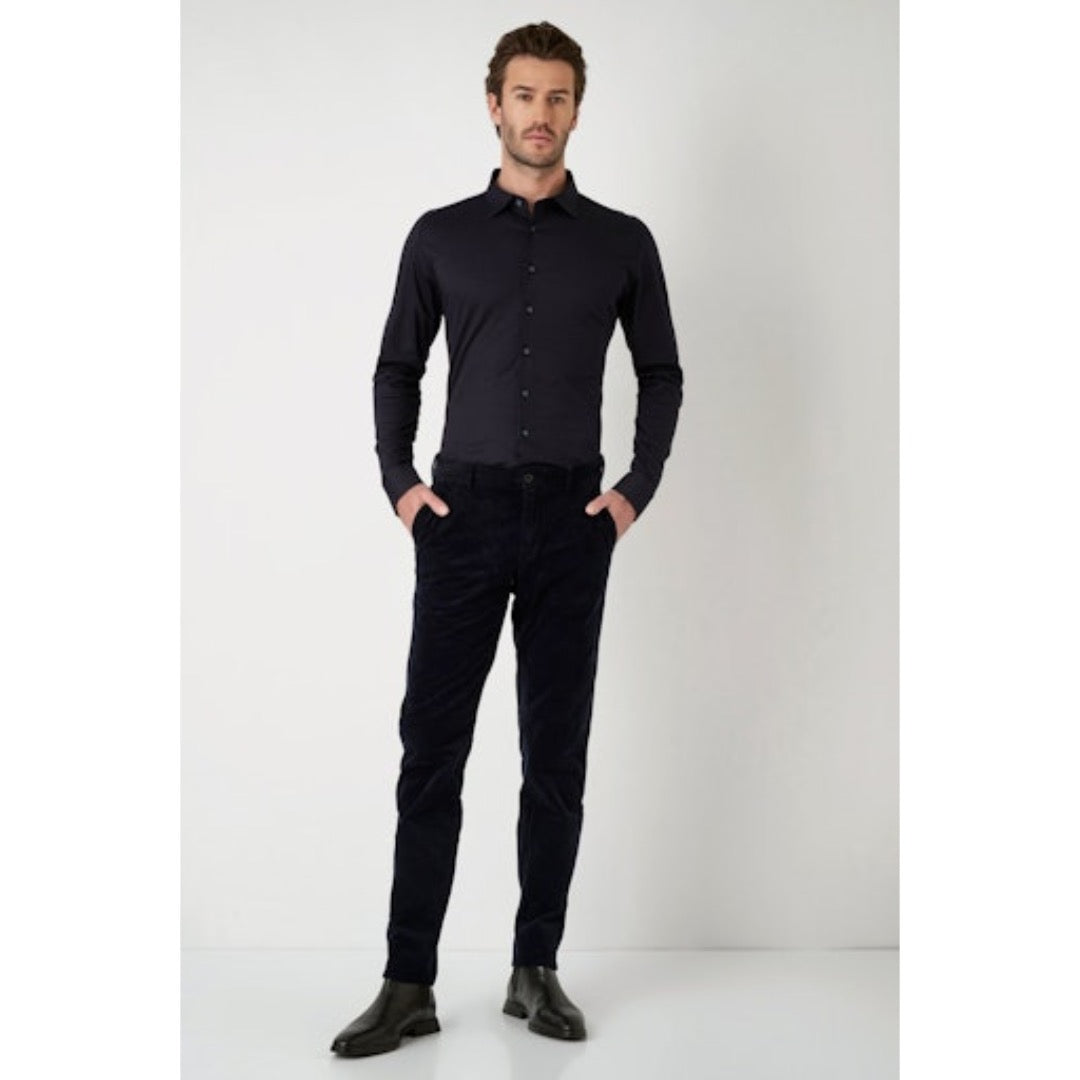 Desoto kuosipaita, tummansininen - Moment.fi