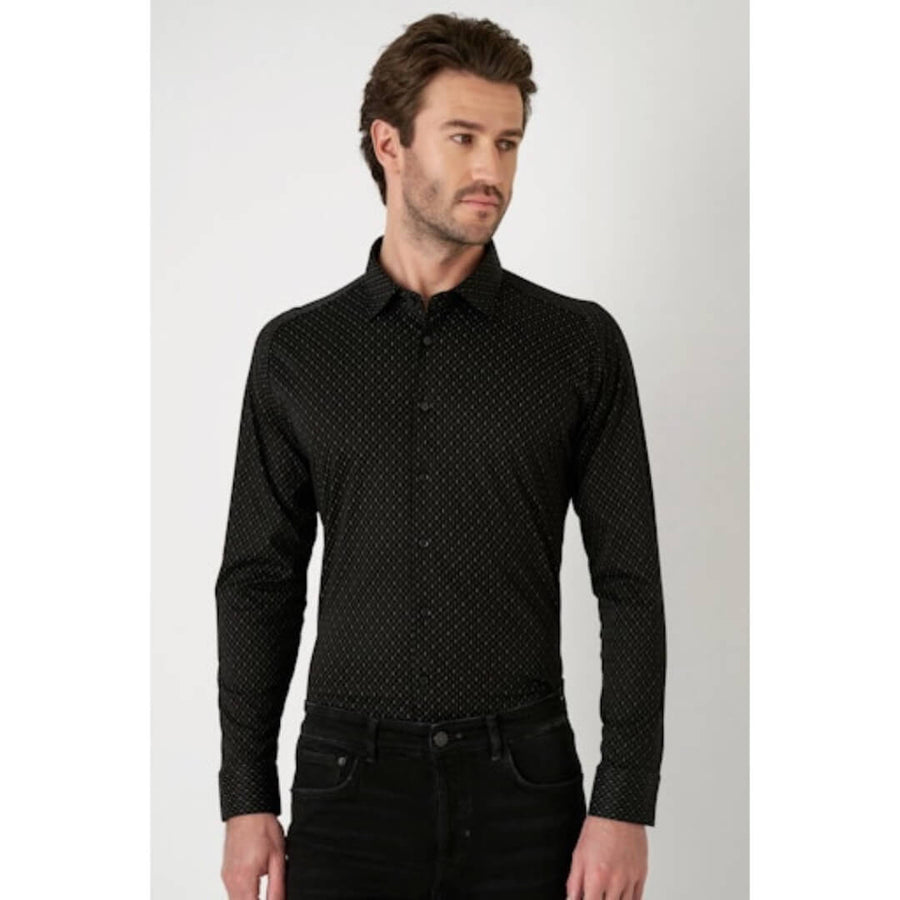 Desoto kuosipaita, musta - Moment.fi