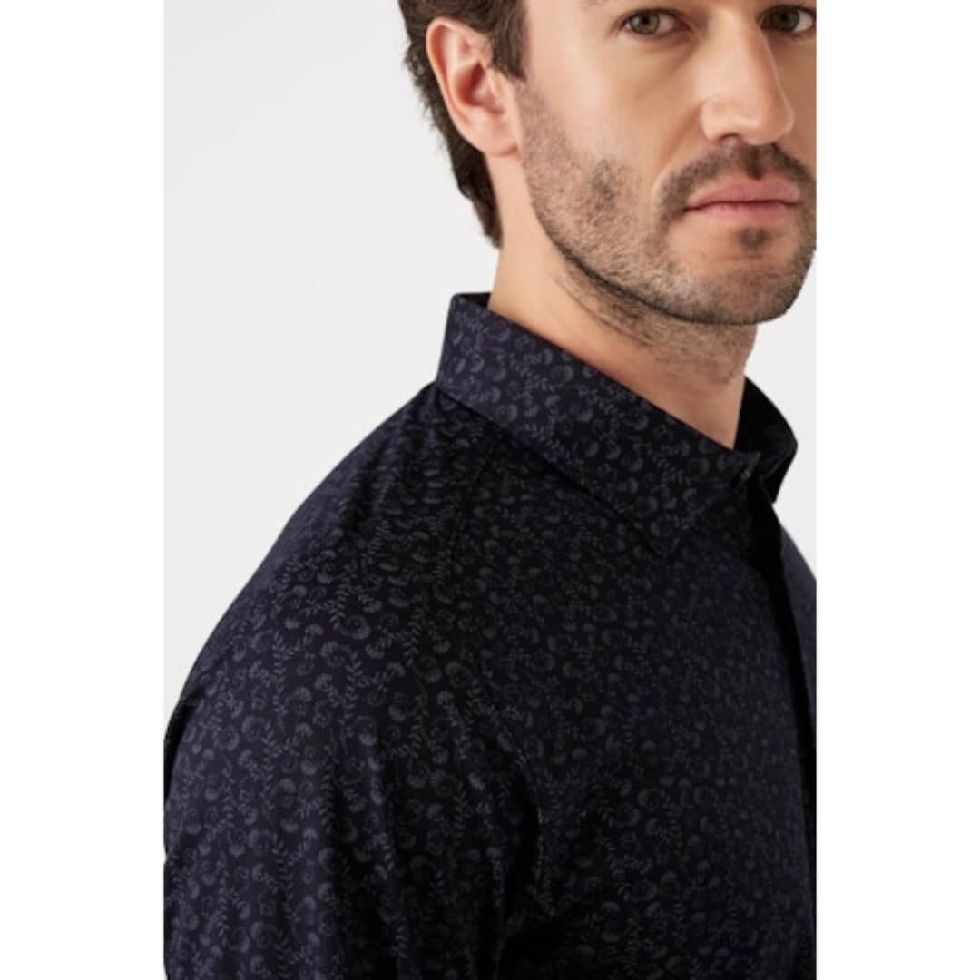 Desoto kukkakuosipaita, tummansininen - Moment.fi