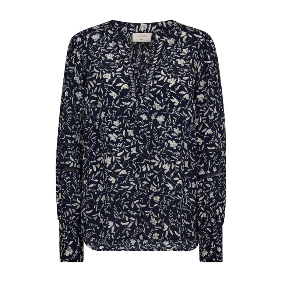 Freequent kuosipaita, tummansininen - Moment.fi