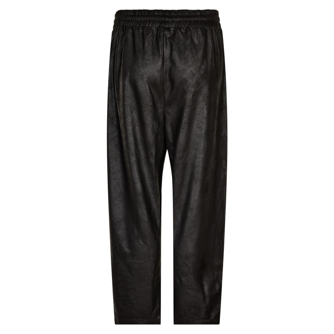 In Front säämiskähousu 7/8, musta - Moment.fi